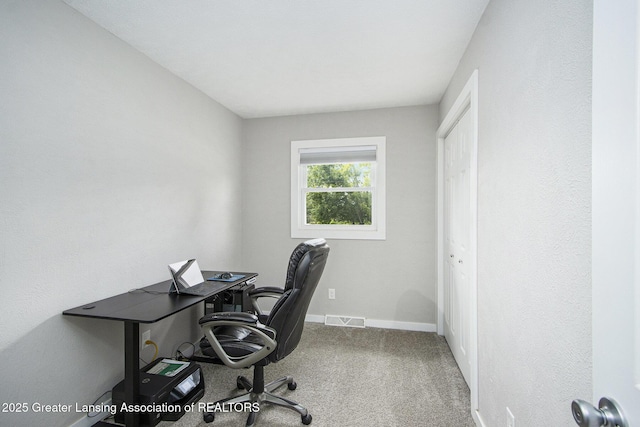 9514 Huntington Rd, Battle Creek, MI 49017 - carpeted office space with baseboards