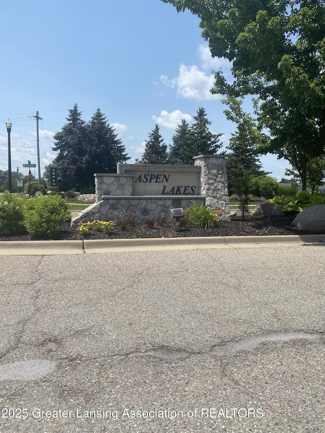4001 Canyon Cv # 56, Holt, MI 48842 - view of community / neighborhood sign