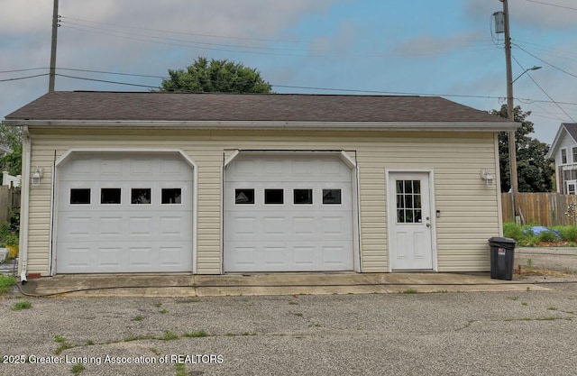502 S Main St, Eaton Rapids, MI 48827 - view of detached garage