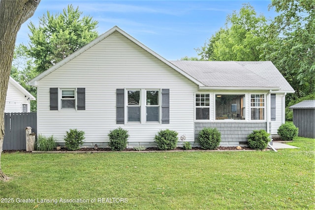 112 Ferry St, Corunna, MI 48817 - view of front of house featuring a front yard and roof with shingles