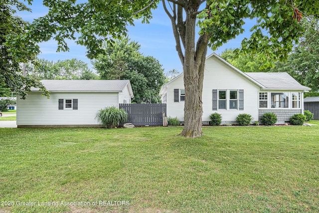 112 Ferry St, Corunna, MI 48817 - view of home's exterior