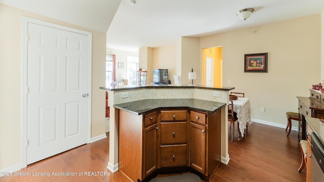 603 Worthington Dr, Lansing, MI 48906 - photo 13