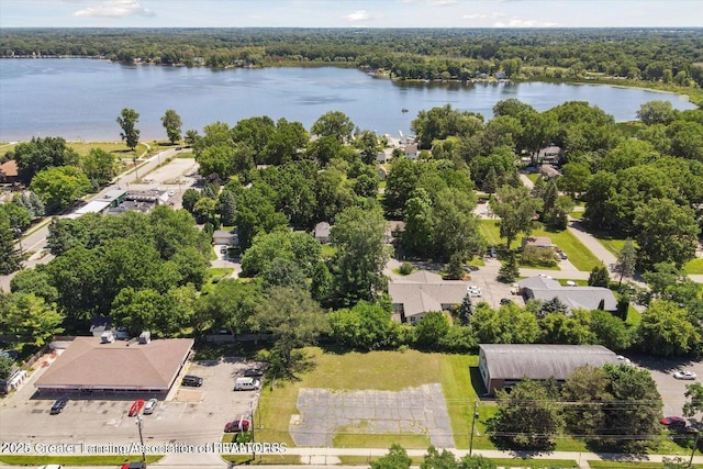 5906 Marsh Rd, Haslett, MI 48840