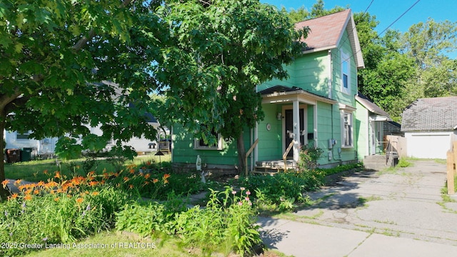 325 N Sycamore St, Lansing, MI 48933 - photo 1