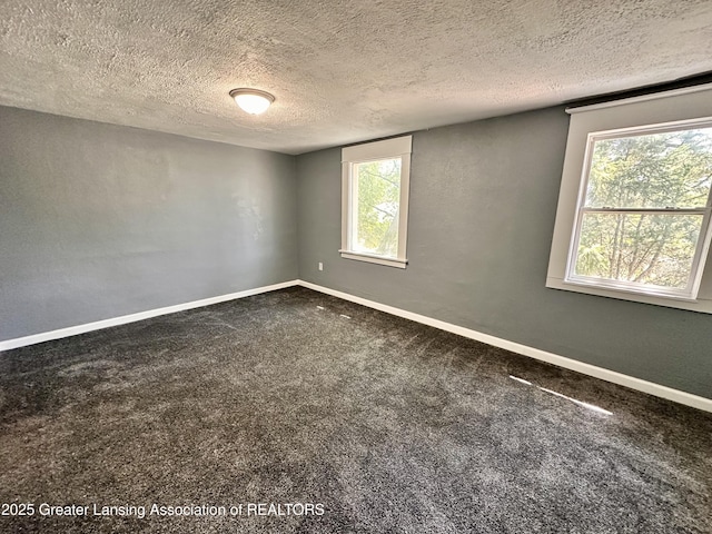 1112 Hammond St, Lansing, MI 48910 - photo 16