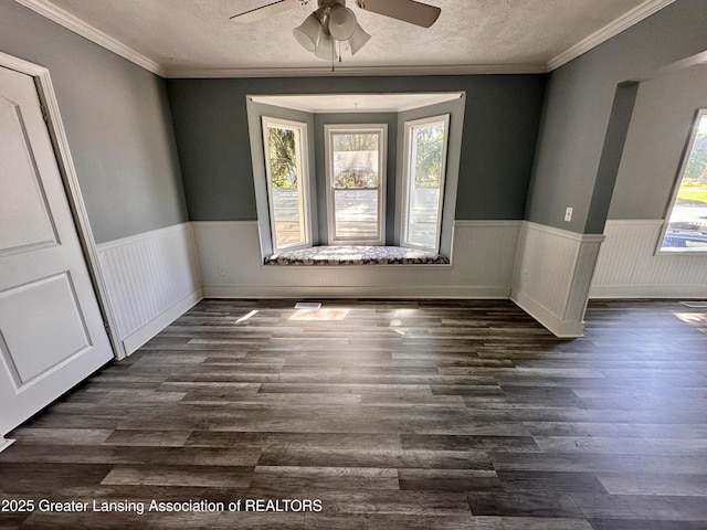 1112 Hammond St, Lansing, MI 48910 - photo 9