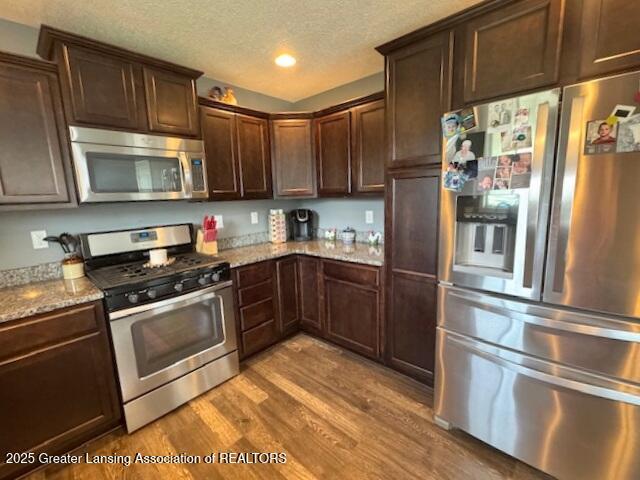 1100 Huber Ponds Dr, Charlotte, MI 48813 - photo 6