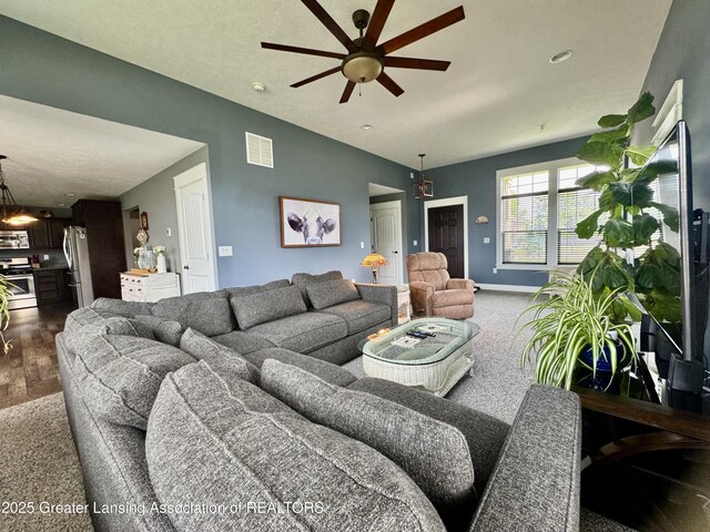 1100 Huber Ponds Dr, Charlotte, MI 48813 - photo 3