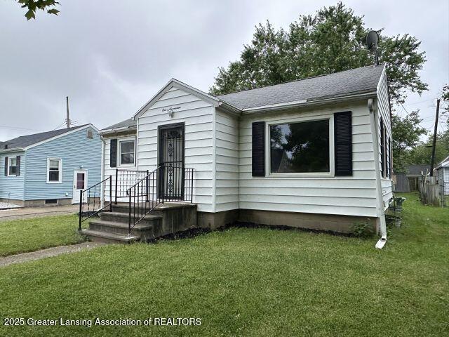 117 Harriet Ave, Lansing, MI 48917 - photo 2