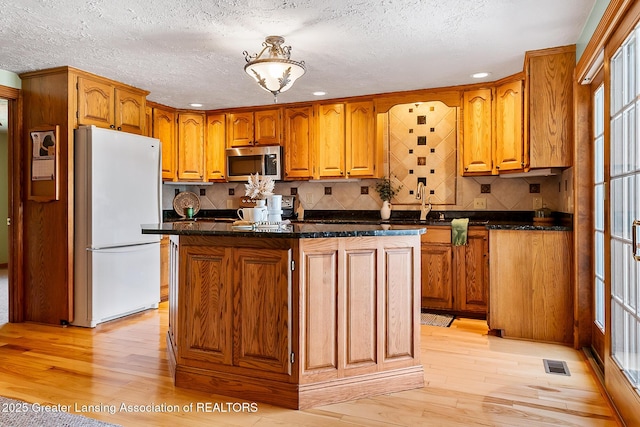 4813 Lakeside Dr, Perrinton, MI 48871 - photo 37