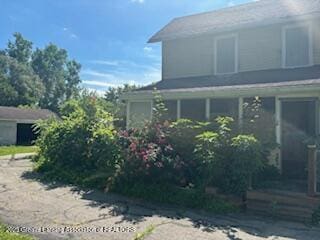 429 E Bridge St, Lyons, MI 48851 - photo 16