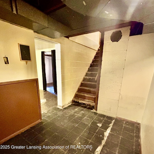 1214 Otto Rd Unit R1, Charlotte, MI 48813 - unfinished below grade area featuring stairs