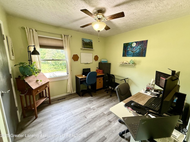229 Williamsburg Rd, Lansing, MI 48917 - photo 33