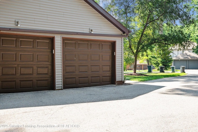 1845 Burrwood Cir Unit 33, East Lansing, MI 48823 - photo 34