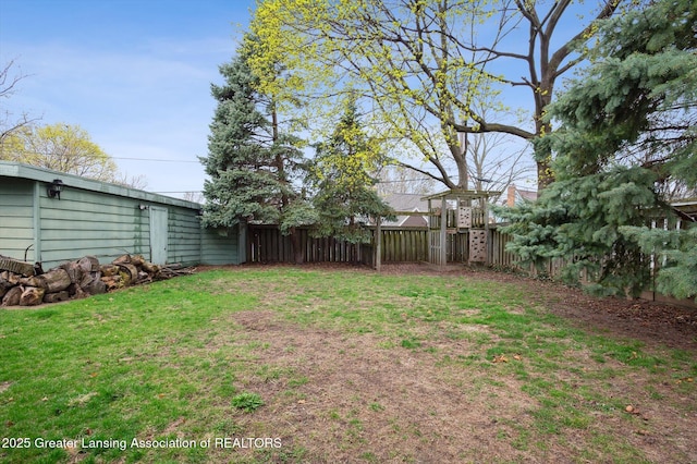 222 Strathmore Rd, Lansing, MI 48910 - photo 40