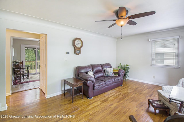 113 S Matthews St, Mason, MI 48854 - photo 4