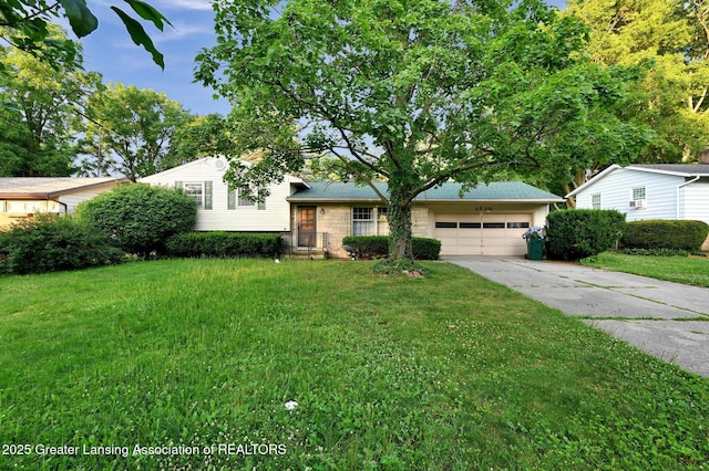2520 Kuerbitz Dr, Lansing, MI 48906 - photo 1