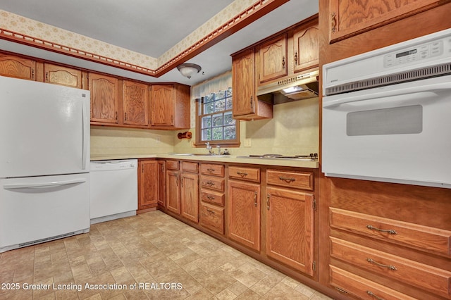 2520 Kuerbitz Dr, Lansing, MI 48906 - photo 7