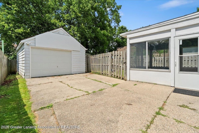 1716 S Rundle Ave, Lansing, MI 48910 - photo 5
