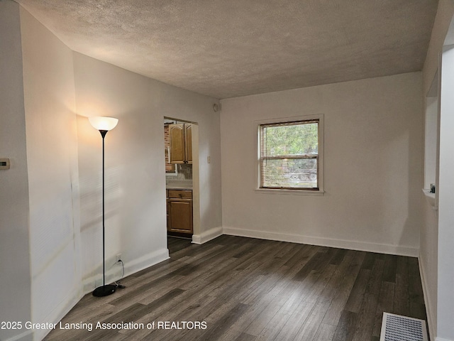 113 W Gier St, Lansing, MI 48906 - photo 8
