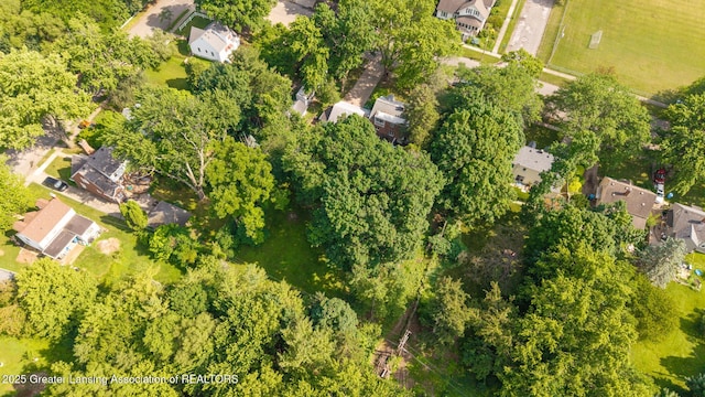 569 E Holmes Rd, Lansing, MI 48910 - photo 33
