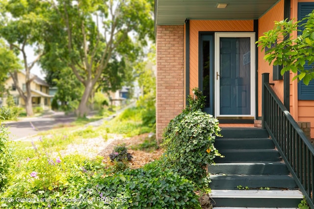 815 Bancroft Ct, Lansing, MI 48915 - photo 4