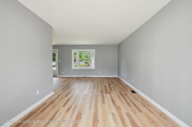 3816 S Deerfield Ave, Lansing, MI 48911 - photo 7