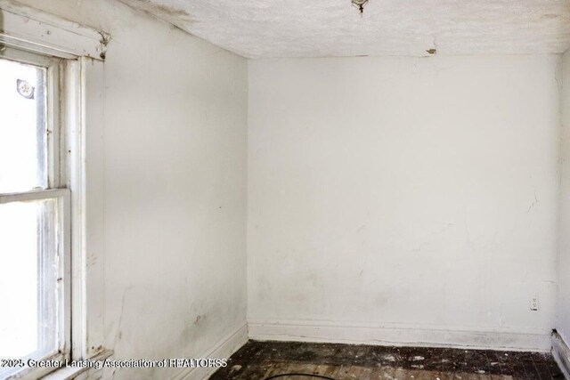 413 W Oakland Ave, Lansing, MI 48906 - photo 10