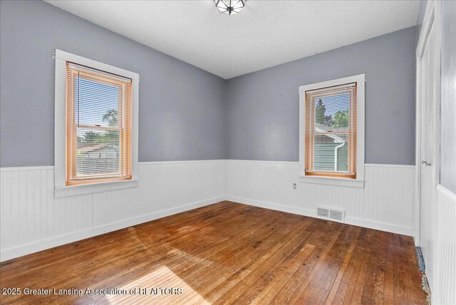 316 Leasia St, Williamston, MI 48895 - photo 15