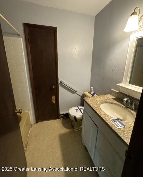 370 Church St, Hubbardston, MI 48845 - photo 15