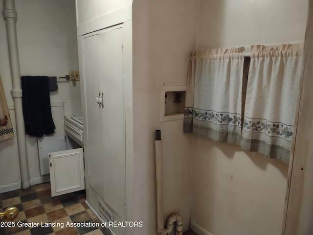 518 Clark St, Eaton Rapids, MI 48827 - bathroom featuring tile patterned floors