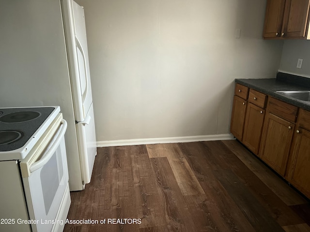 3319 Jewell Ave, Lansing, MI 48910 - photo 4