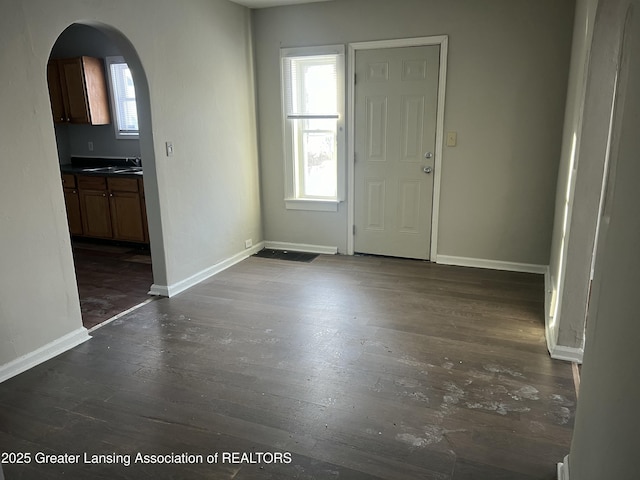 3319 Jewell Ave, Lansing, MI 48910 - photo 7