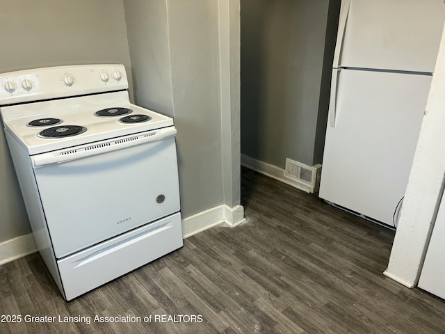 3319 Jewell Ave, Lansing, MI 48910 - photo 12