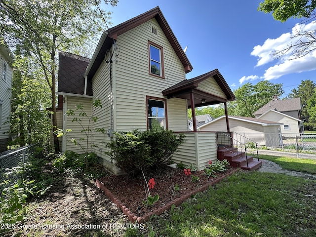 312 Jones St, Lansing, MI 48912 - photo 1