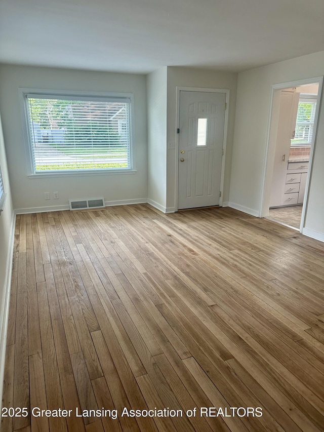 1420 Cooper Ave, Lansing, MI 48910 - photo 9