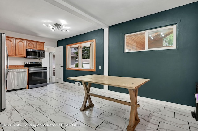 1930 Carvel Ct, Lansing, MI 48910 - photo 9