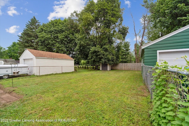 320 Filley St, Lansing, MI 48906 - photo 28