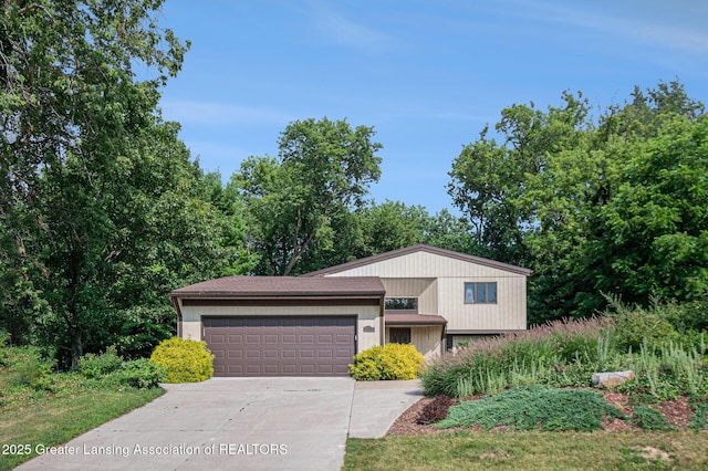 6018 Horizon Dr, East Lansing, MI 48823 - photo 2