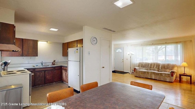 5120 Wardcliff Dr, East Lansing, MI 48823 - photo 11
