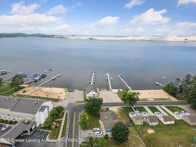 8511 W Easy St, Mears, MI 49436