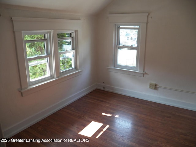 1336 N Chestnut St, Lansing, MI 48906 - photo 11