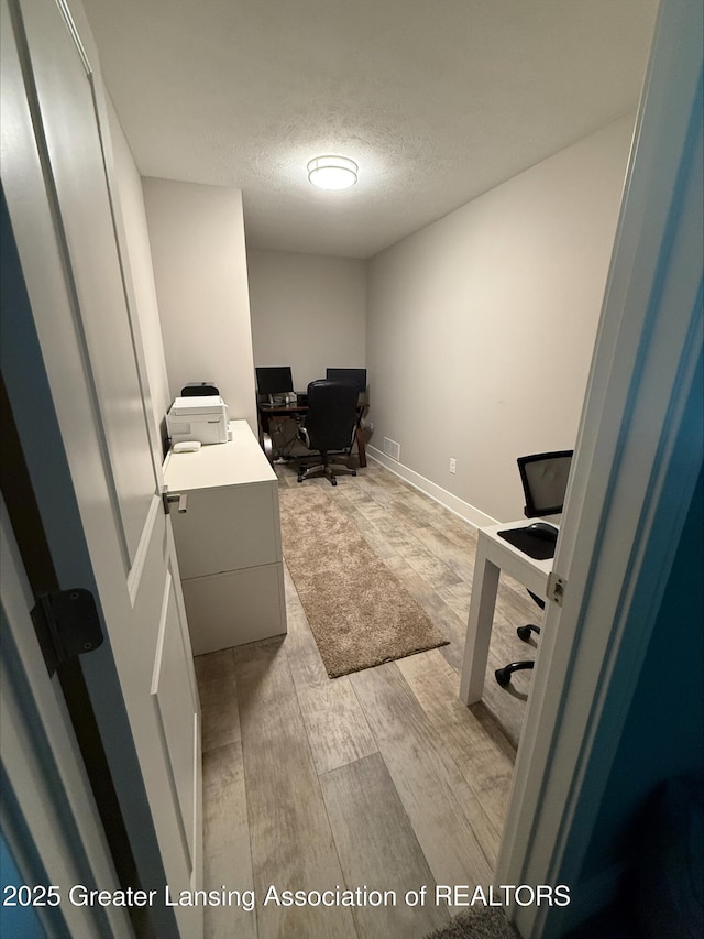 1472 Badlands Dr, Lansing, MI 48917 - photo 23