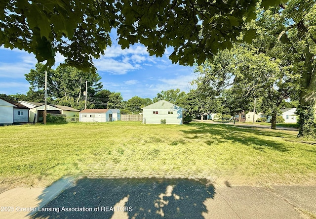 840 Maplehill Ave, Lansing, MI 48910 - photo 1
