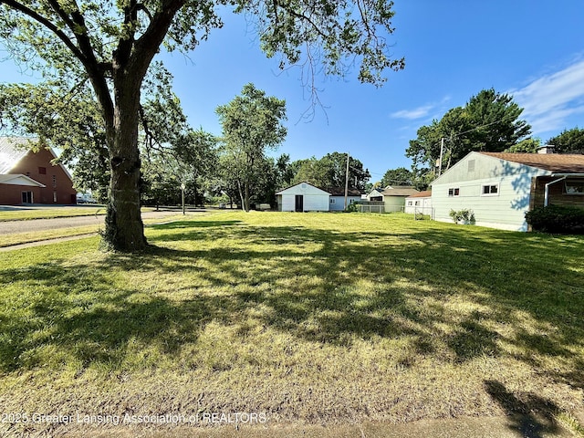 840 Maplehill Ave, Lansing, MI 48910 - photo 2