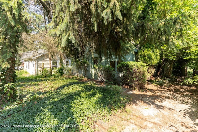 15507 Webster Rd, Bath, MI 48808 - photo 1