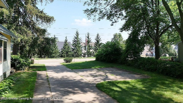 4327 Willoughby Rd, Holt, MI 48842 - photo 5