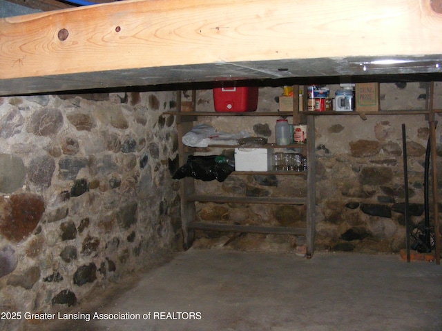 1002 Water St, Eaton Rapids, MI 48827 - view of below grade area