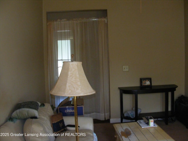1002 Water St, Eaton Rapids, MI 48827 - view of living room