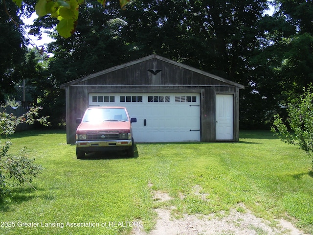 1002 Water St, Eaton Rapids, MI 48827 - view of detached garage